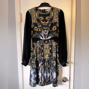 Nicole Richie long sleeve patterned dress